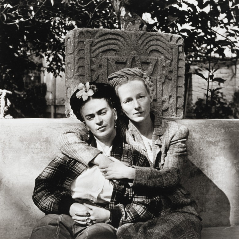 Frida Kahlo and Emmy Lou Packard, Mexico, 1941 / Diego Rivera and Emmy Lou Packard / Museum of Fine Arts, Houston / museum purchase with funds provided in h honor of Peter C. Marzio / Bridgeman Images 